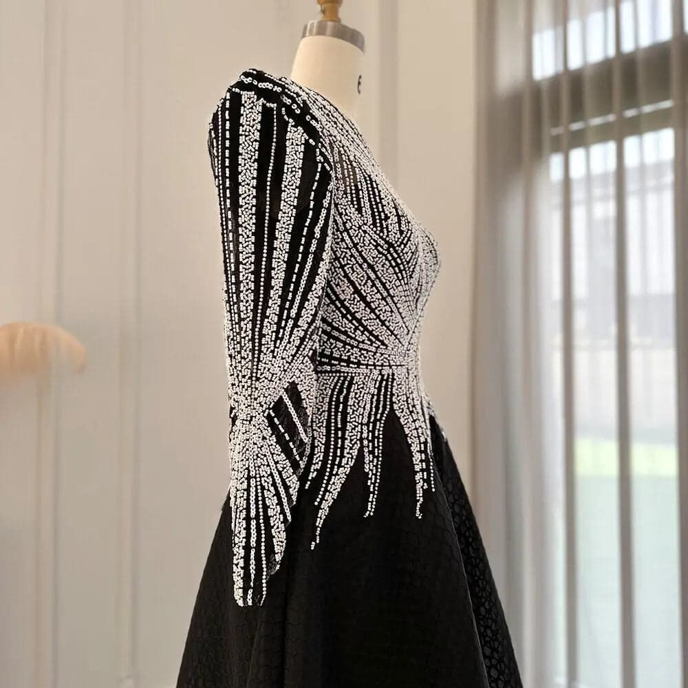 فستان سهرة أسود بأكمام طويلة SS212
