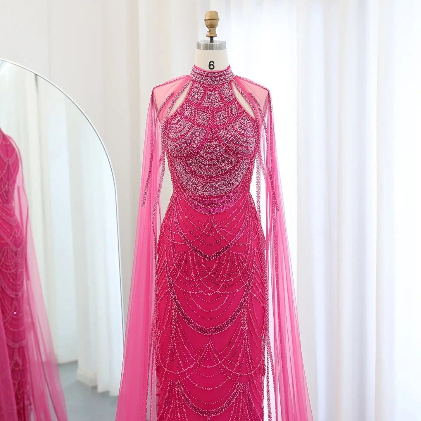 فستان سهرة فوشيا بأكمام كاب SS209