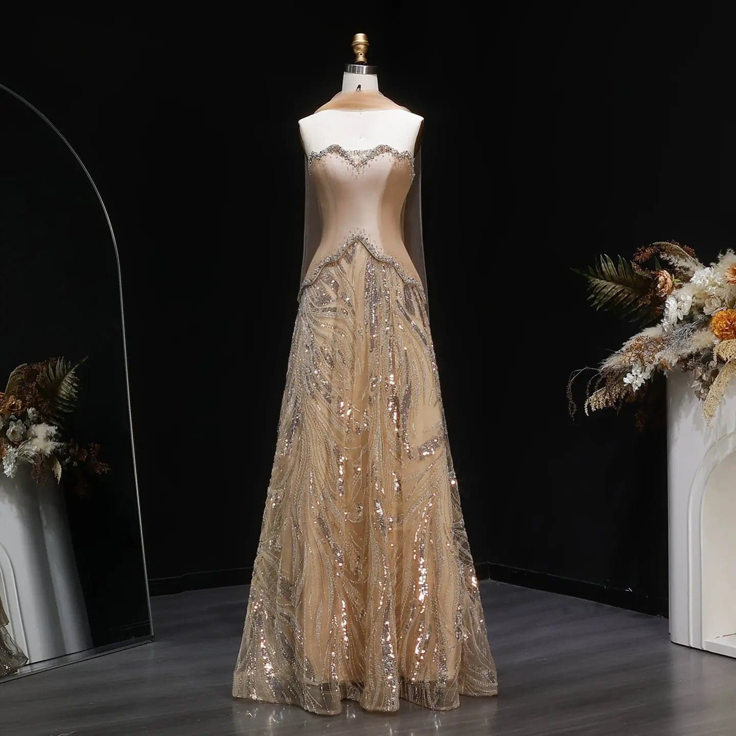 فستان سهرة شامبين من الساتان مزين بالخرز والترتر مع وشاح SS132
