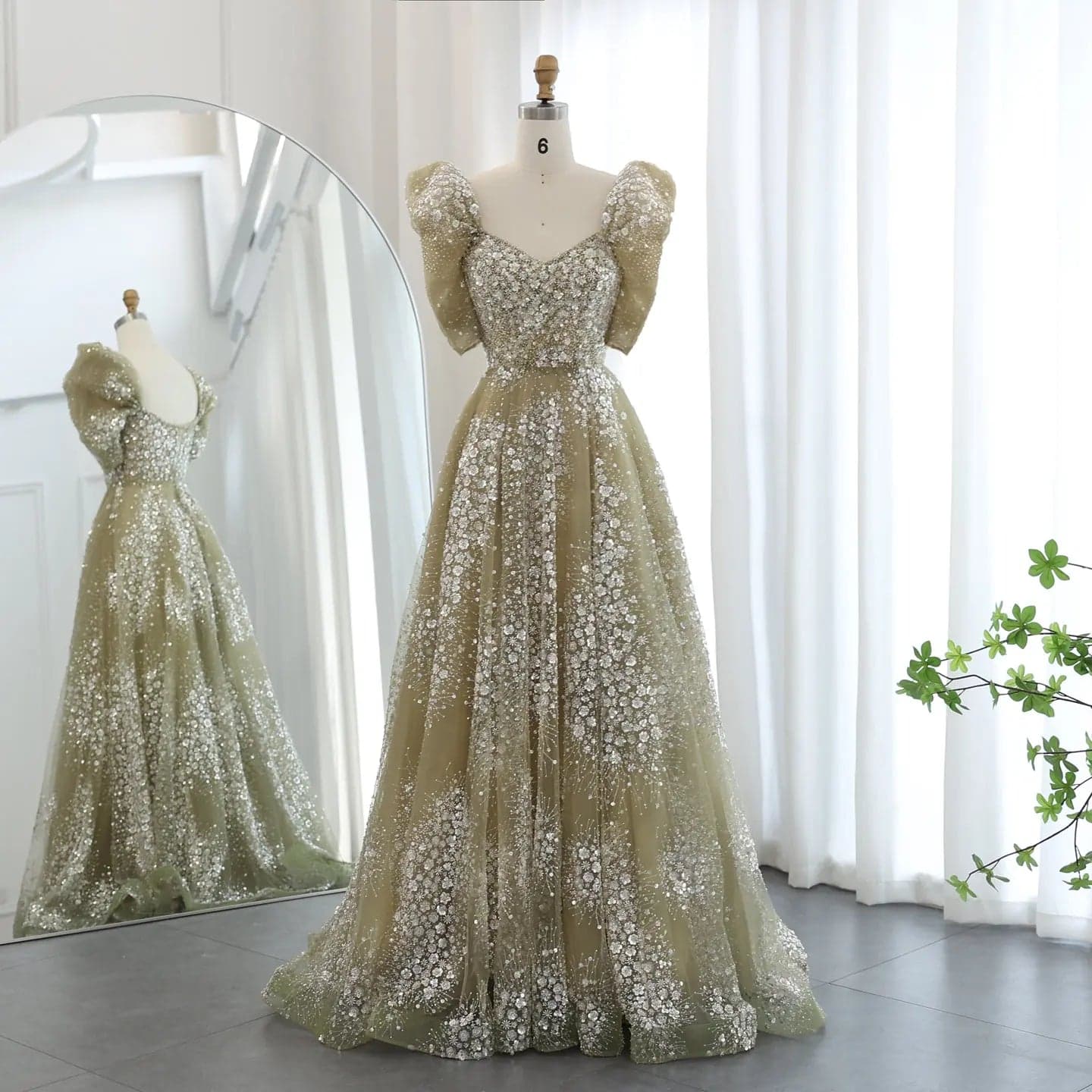 فستان سهرة لامع بأكمام منتفخة SS155