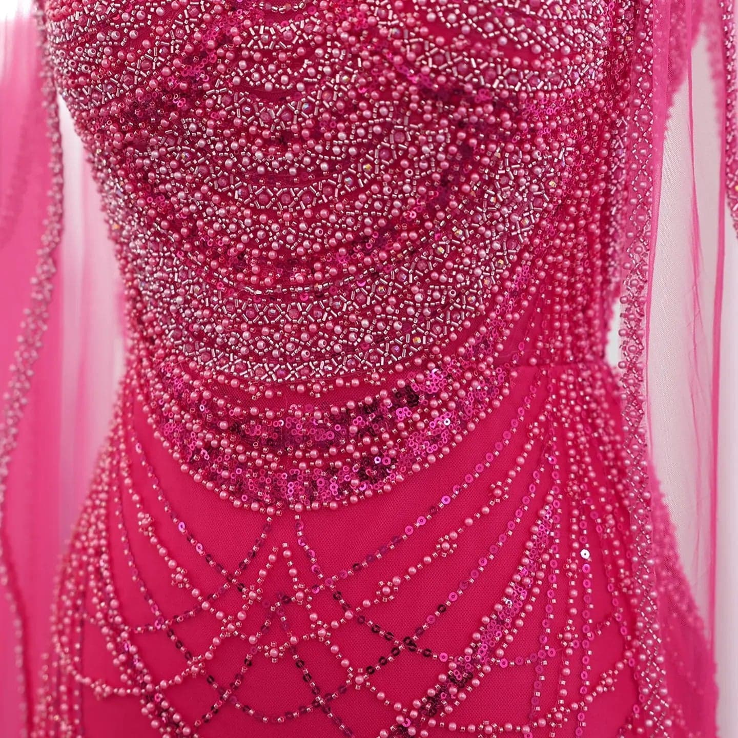 فستان سهرة فوشيا بأكمام كاب SS209