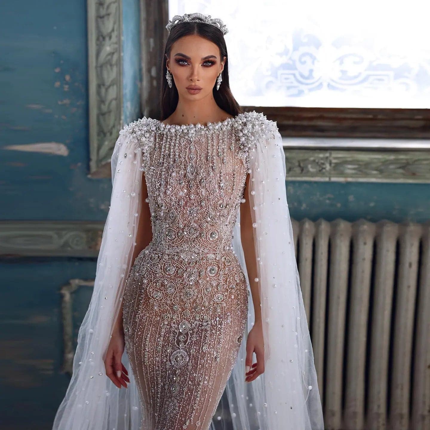 فستان سهرة فاخر بأكمام كاب وقصة حورية البحر SS668