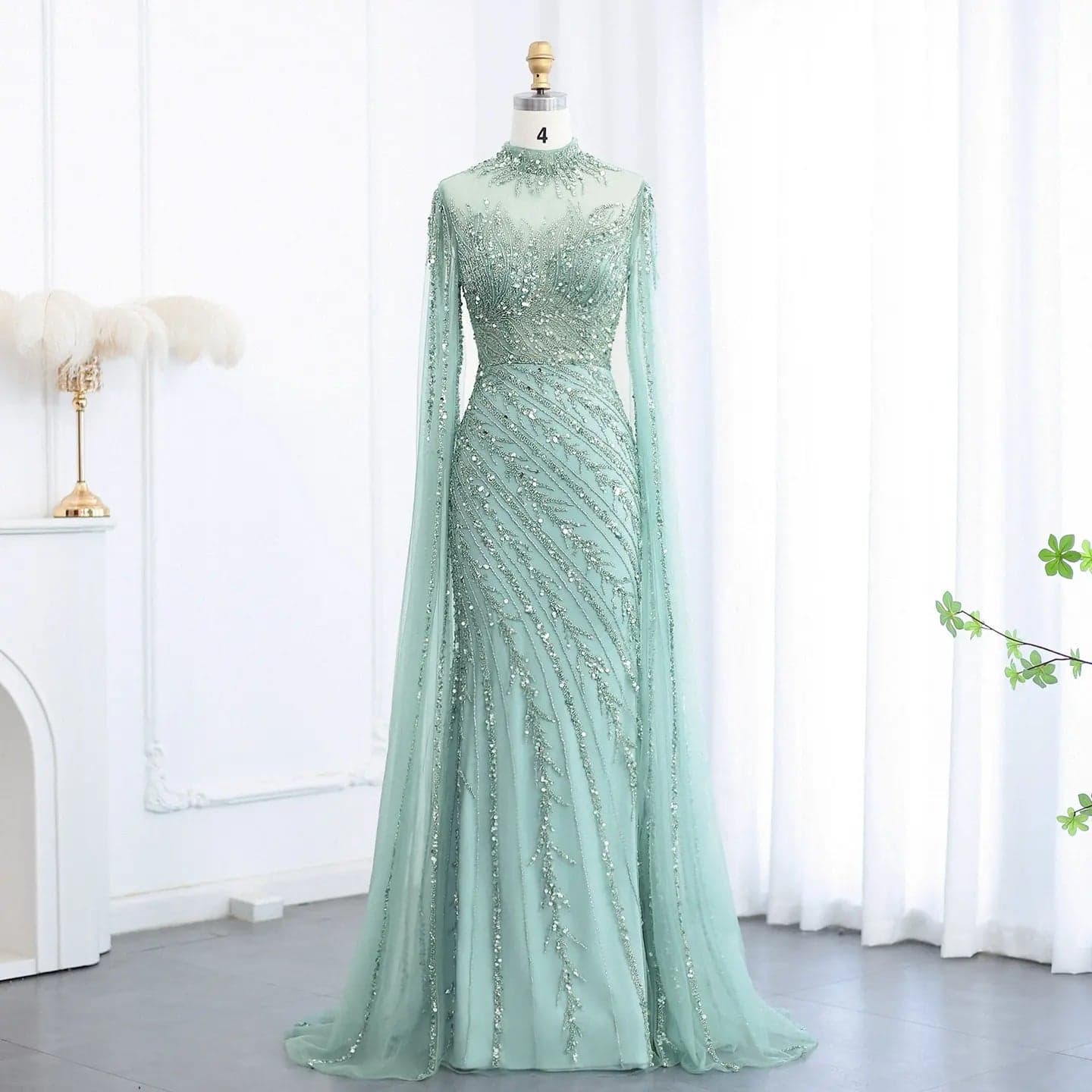 فستان سهرة بقصة حورية البحر وياقة عالية وأكمام كاب SS162