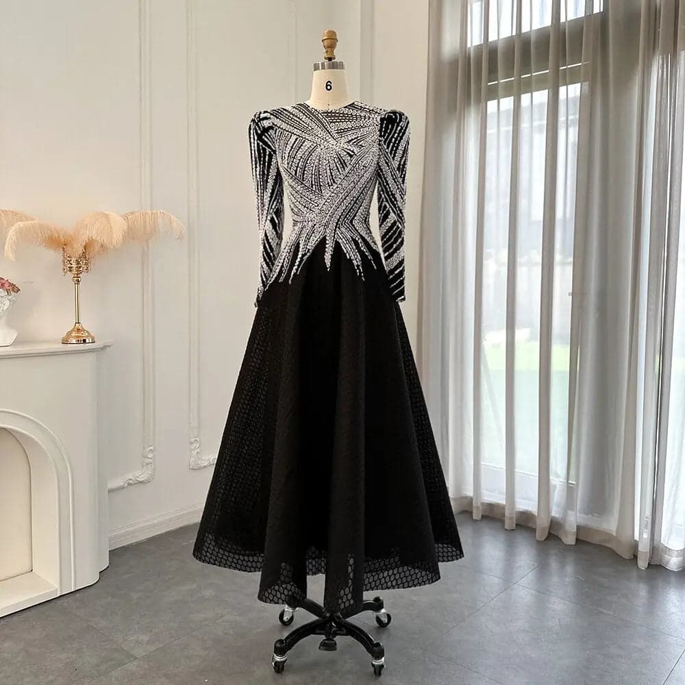 فستان سهرة أسود بأكمام طويلة SS212