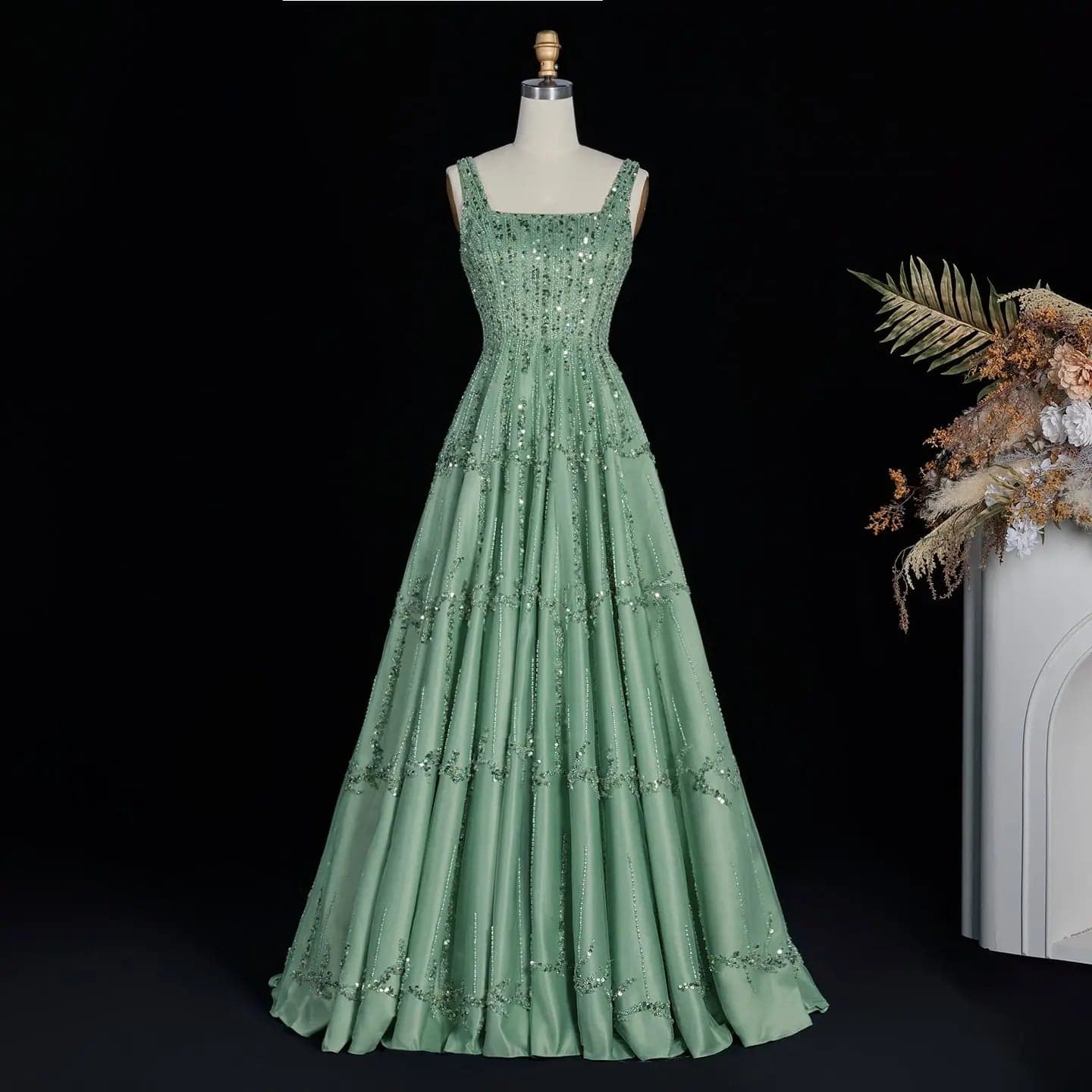 فستان سهرة مزين بالخرز SS225