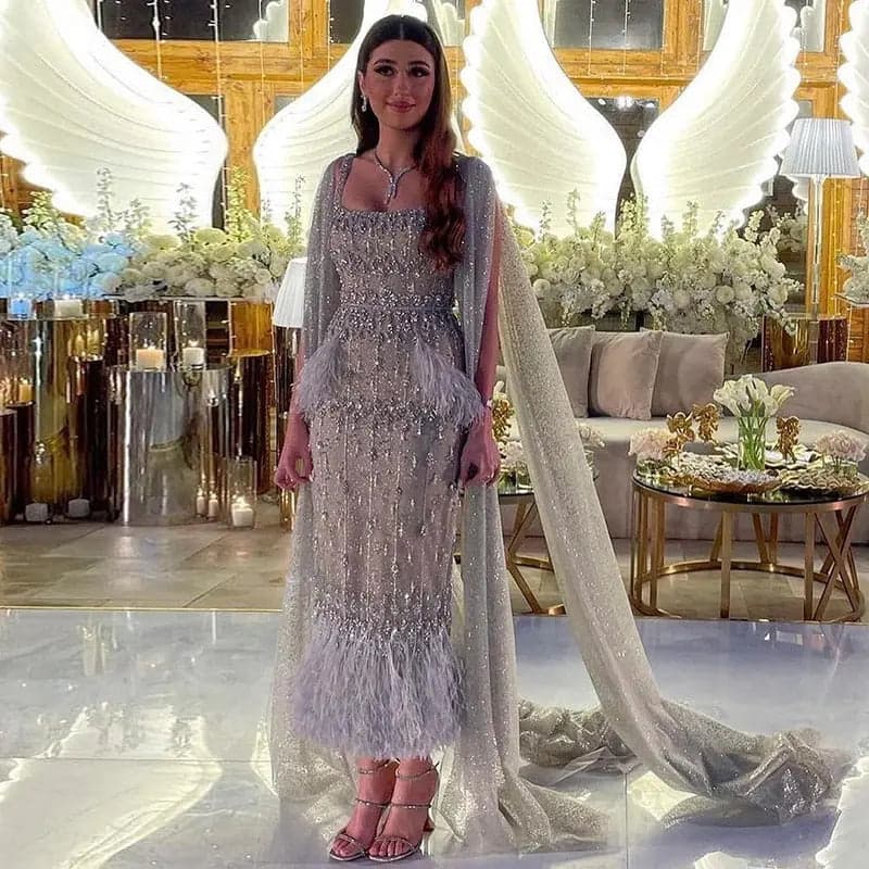 فستان سهرة مزين بالريش والخرز والكريستال SS279